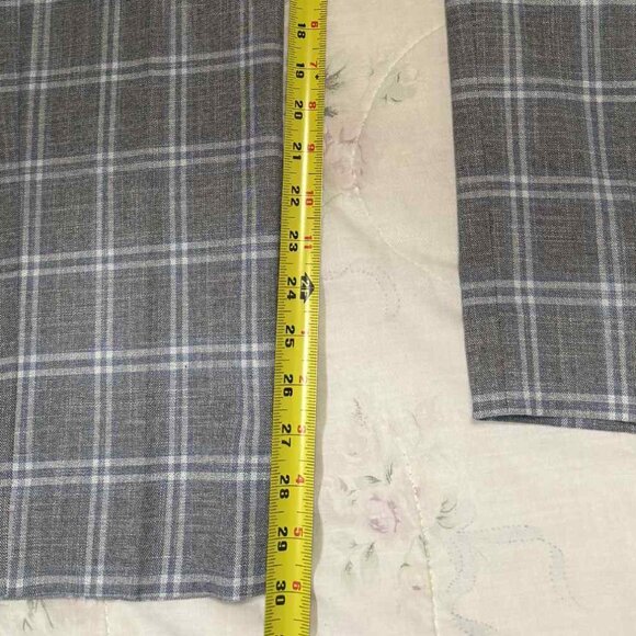Egara Grey & Blue Check Patterned Two-Piece Suit - 36R & 30x30 - Picture 7 of 11